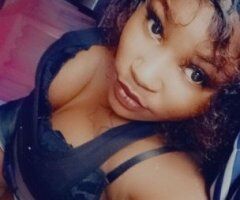 Des Moines Female Escort — Incalls Only - Image 2