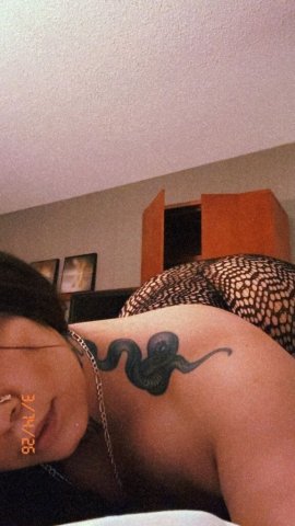 Birmingham Female Escort — FaceTime Shows, VIP Services & Party Favors - 1