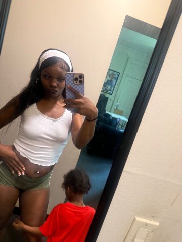 Toledo, OH Female Escort — Incalls & Facetime Show (Custom Content) - 1