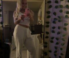Tri-Cities escorts - Tri-Cities Petite Female Escort — elegant companion time