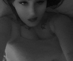 Breslin (34) — Raleigh-Durham Female Escort for DOM & Fetish Sessions - Image 2