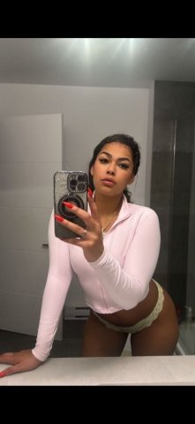 Chesapeake VA Female Escort — Incall, Outcall & Car Play - 1