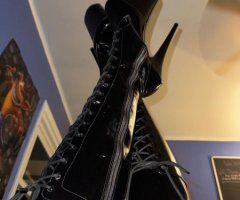 Dover escorts - Ivy (Dover, NH) — Female Escort with light domination & humiliation