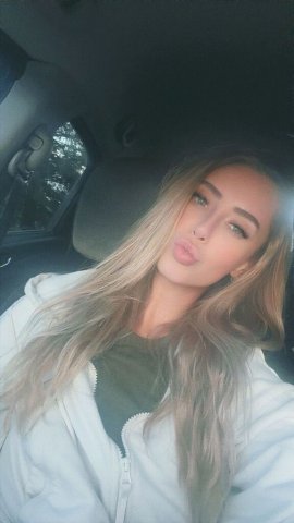 Reno Female Escort — In-call, in-carson - 1