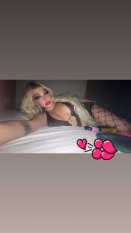 Irvine, CA Blonde Escort — Seductive Fun - 1