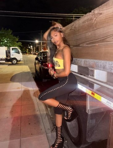 Essence in Austin, Texas — Incalls (22) with screening - 1
