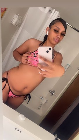 Palmdale CA Female Escort — Cardate Specials - 1
