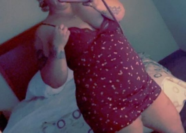Okaloosa, Florida Big Boobs & Thick Thighs Female Escort - 1
