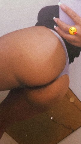 Washington D.C. Female Escort — INCOMING ONLY (Starting 5:00pm) - 1