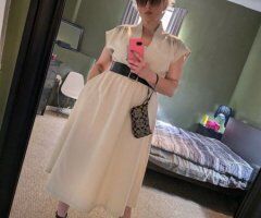 South City MILF — 44, Discreet Fun-Size Curves (Text Me) - Image 9