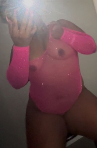 Tacoma Female Escort — Nuru Massage & Happy Ending (Hot Stones) - 1