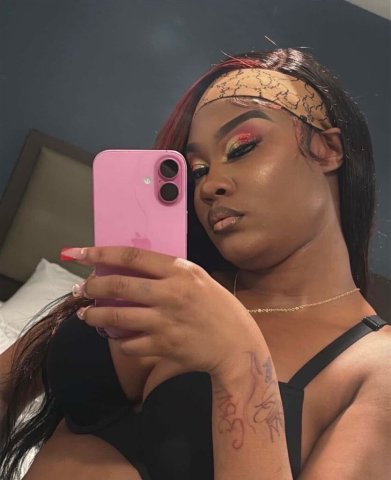 Niami — 5⭐ Pretty & Petite Female Escort in Las Vegas (Outcalls & Car Play) - 1
