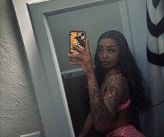 Warwick Petite Female Escort — Companionship & Discrete Calls - Image 2