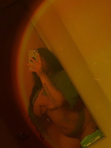 Youngstown OH Female Escort — Thick, Tatted Dominican (Incalls Only) - 1