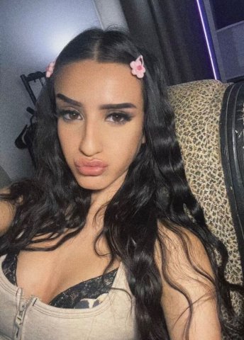Petite Latina Escort (Snapchat/Fast Shows) — Incall & Outcall - 1