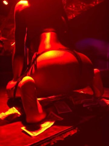 Montgomery Female Escort — Petite Chocolate Look, Fetish Feet & Lingerie - 1