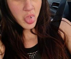 Long Beach Female Escort — quick visit and hour session - Image 7