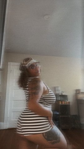 Miami Short-Time Milf — Outcalls Only (08/06–08/08) - 1