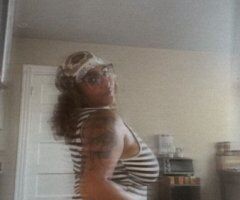 Miami escorts - Miami Short-Time Milf — Outcalls Only (08/06–08/08)