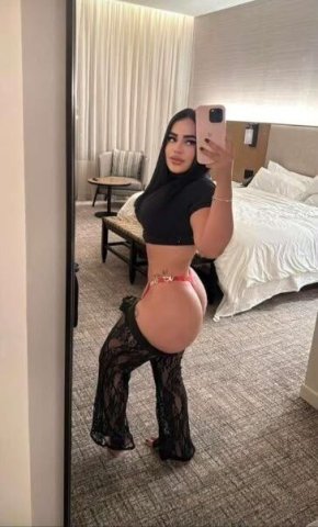 Northern Virginia Female Escort — Discreet, Safe High-Quality Sessions - 1