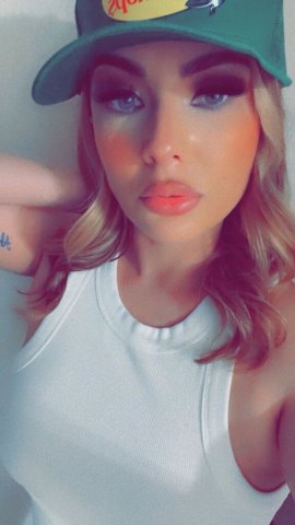 Amillia (22) — Monterey CA Female Escort - 1