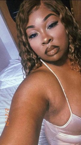 Yaya — Medford Female Escort (FaceTime verification, pegging & NURU) - 1