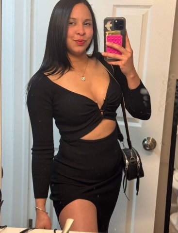 Latina Escort with Big Ass in Raleigh-Durham - 1