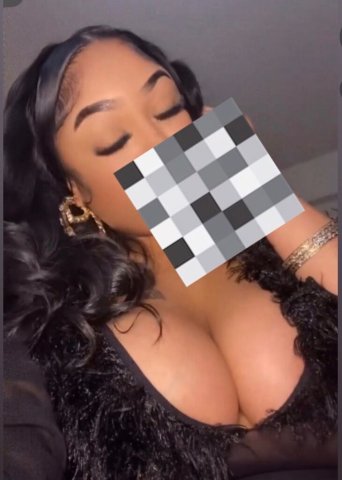 Modesto Fun-Sized Escort — Incall/Outcall, Dates, FaceTime - 1