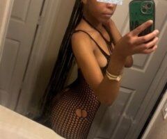 Sacramento escorts - Sacramento CA 6 Foot Escort for Adult Relaxed Dates