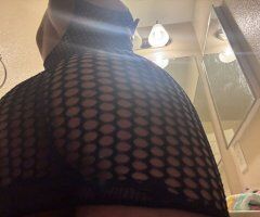 Sacramento CA 6 Foot Escort for Adult Relaxed Dates - Image 2