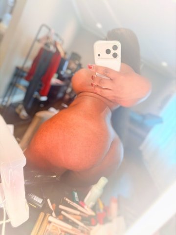 Memphis Trans Escort — Butt / Deep Throat + Massage, English/Spanish - 1