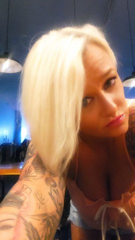 Cincinnati Ohio Female Escort — Professional Pegging & BBJ - 1