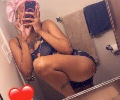 Northern Virginia escorts - Diamond — BJ/BBJ with car play (Outcalls w/ deposit)