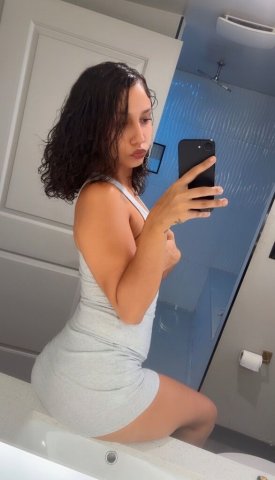 Cleveland Female Escort — short sessions, FaceTime/DUO check - 1