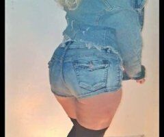 Inland Empire escorts - Inland Empire Female Escort — Deepthroat & Nuru Massage
