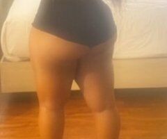 Youngstown escorts - Petite Female Escort in Youngstown, Ohio — thick thighs, soft lips & pretty smile 