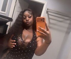 Fresno CA Female Escort — 7 Minutes in Heaven - Image 2