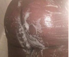 Let me suck yo 🍆🍆 - Image 2