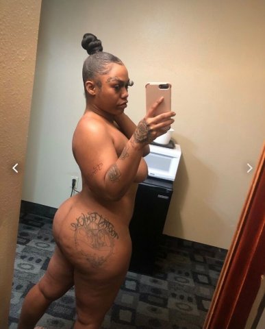 Milwaukee Female Escort — Trophy talk, no-drama vibes - 1