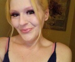 Seattle Mom Female Escort — Soft & Feminine with Premium Content - Image 7