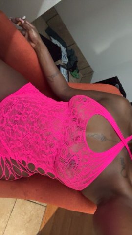 Hattiesburg, MS Female Escort — Incalls, GFE, and deep-throat specials - 1