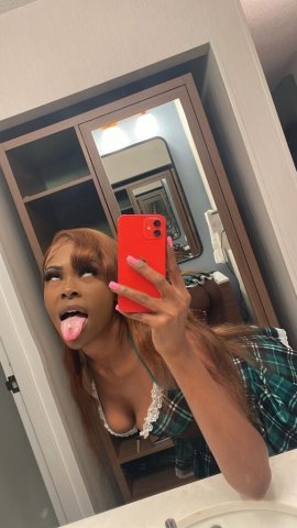 San Fernando Valley Female Escort — Facetime Verify, Outcall + CarPlay - 1