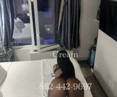 Queens Cream — Natural voluptuous ebony escort, Facetime verified - Image 3