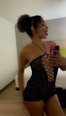 Baltimore, MD Female Escort — private discreet date services - 1