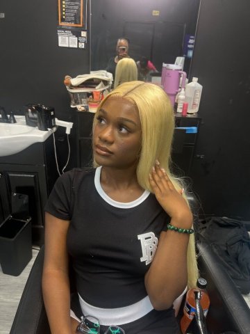 Slim Thicc Goddess in Stockbridge (21) — Escort, Exotic Dancer, Therapist - 1