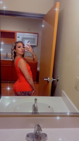 Incall fun with a pretty, petite Odessa escort — real pics - 1