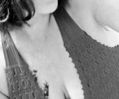 Reno escorts - Northwest Reno Petite Outcall Only Female Escort
