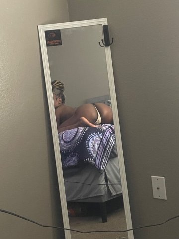Frederick MD Incall & Outcall Female Escort — massage, dinner dates, private parties - 1