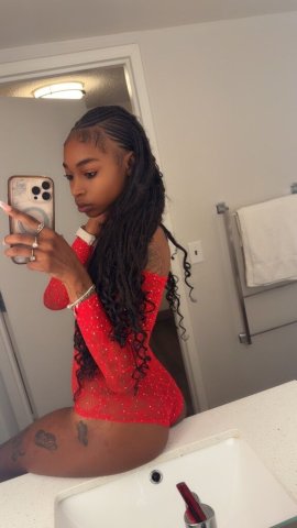 Petite Beauty for In-Calls & Outcalls in Cincinnati (Verified) - 1