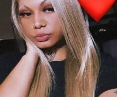 Flint MI Female Escort — incall, fetish-friendly, eating ass - Image 3